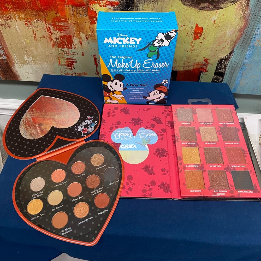 Disney Mikey Mouse Minnie Mouse Makeup Gift Set Bundle
